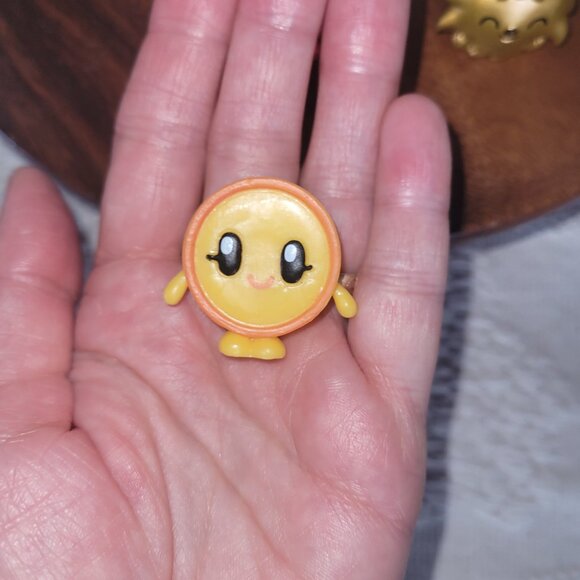 Moshi Monsters Gold Purdy & a Poopsie Cutie Tooties Crabby - Picture 7 of 11